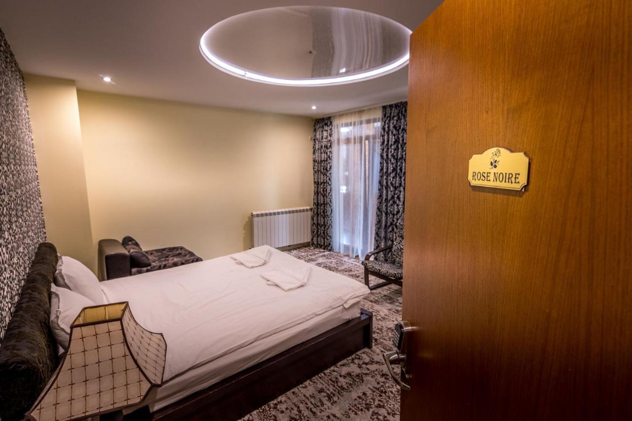 Tihiat Kut Complex Hotel Kyustendil Bagian luar foto